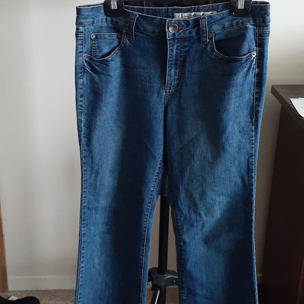 DKNY Lightwash Boot Cut Jeans - Women's Size 12